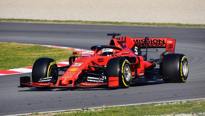 Ferrarin auto vuonna 2019 Barcelonassa. Kuva: © 2019 Artes Max / Flickr.com.
